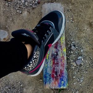 Meet your Posher, Ester